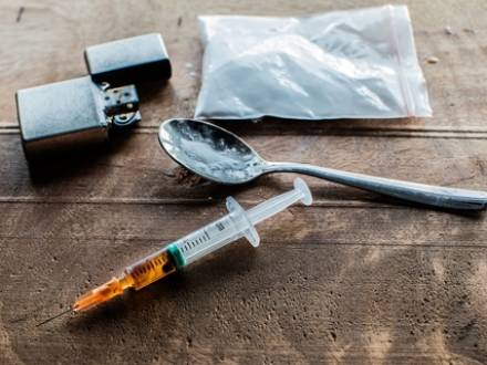 Rolling Meadows, IL drug crimes defense lawyer